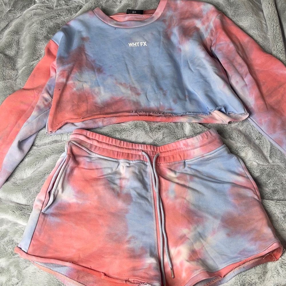 worn one time fits like L (10)